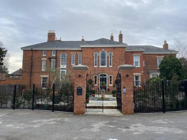 The Dower House Apartments لينكولن المظهر الخارجي الصورة